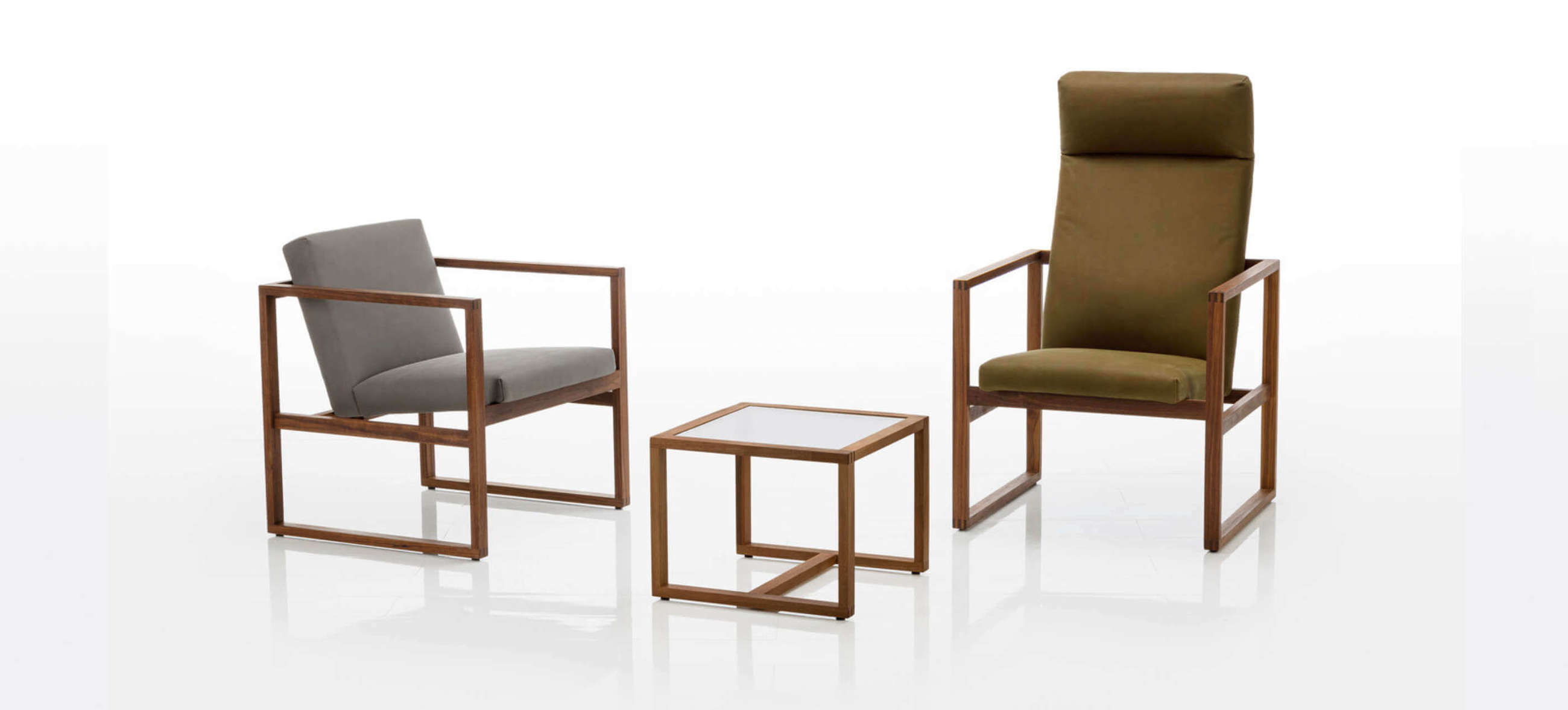 Sessel Grace wood low und high von bruehl mit Tisch. Bruehl sessel grace wood tics