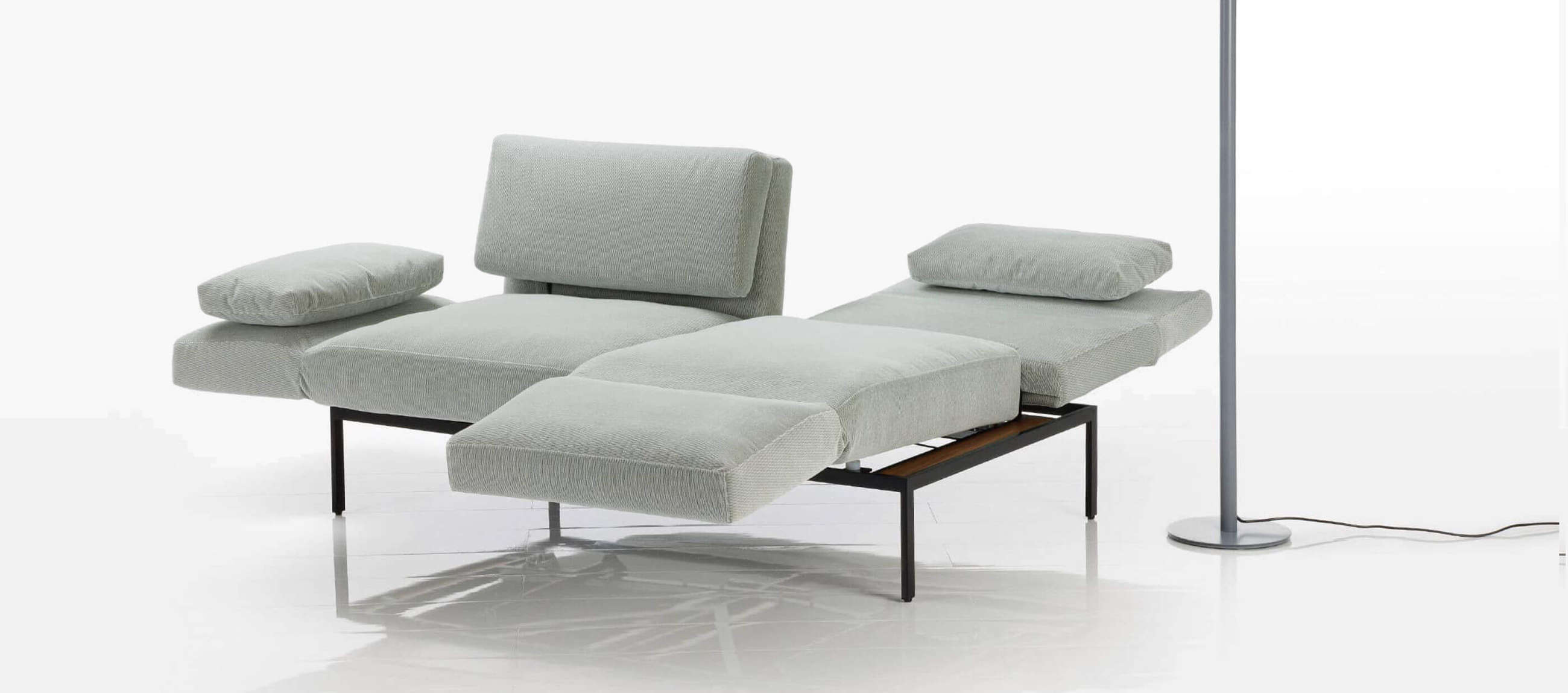 bruehl roro funtionssofa mit verwandelten sitz. bruehl roro soft sofa multifunktional