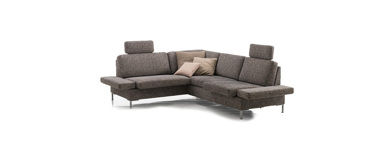 Das Ecksofa Alba von Brühl in der Variante All_in_One. Brühl Alba Ecksofa Kopfstütze All_in_One