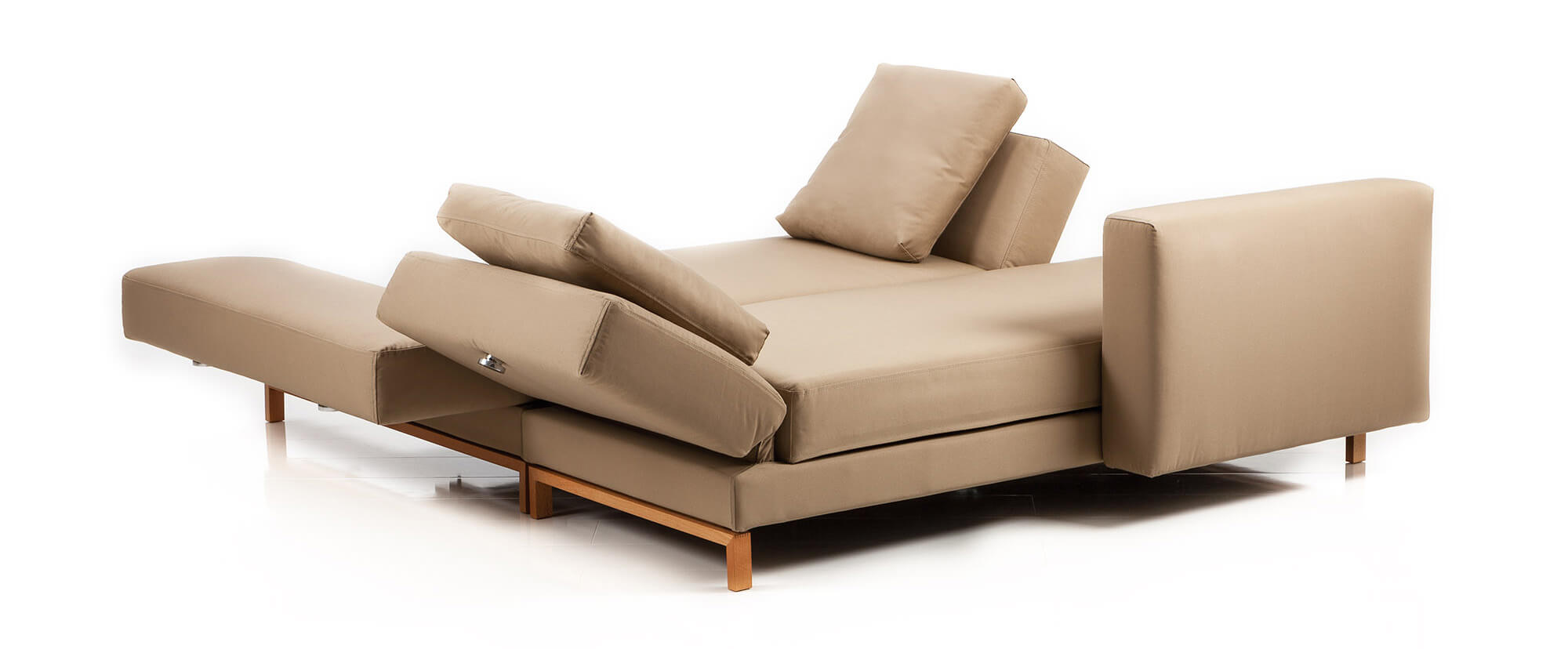 Hier sehen Sie das Four-Two von Brühl als Daybed Schlafsofa Four-Two Brühl Eckgruppe Stoff beige