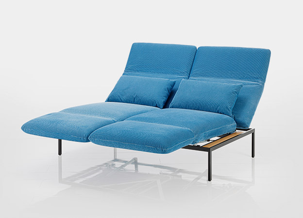 Das Sofa roro medium von Brühl in verwandelter Form. sofa funktionssofa roro brühl