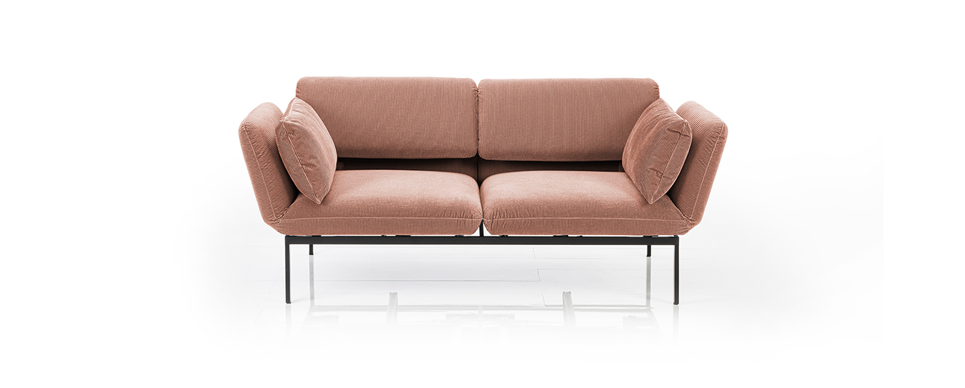 Das Funktionssofa Roro medium von Brühl im Bezug 4490, Farbe 11. sofa funktionssofa roro medium bruehl rose