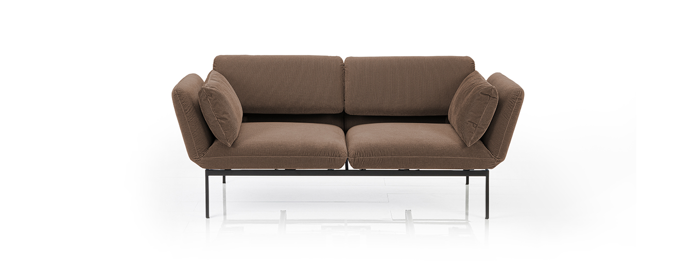 Das Funktionssofa Roro medium von Brühl im Bezug 4490, Farbe 23. sofa funktionssofa roro medium bruehl braun