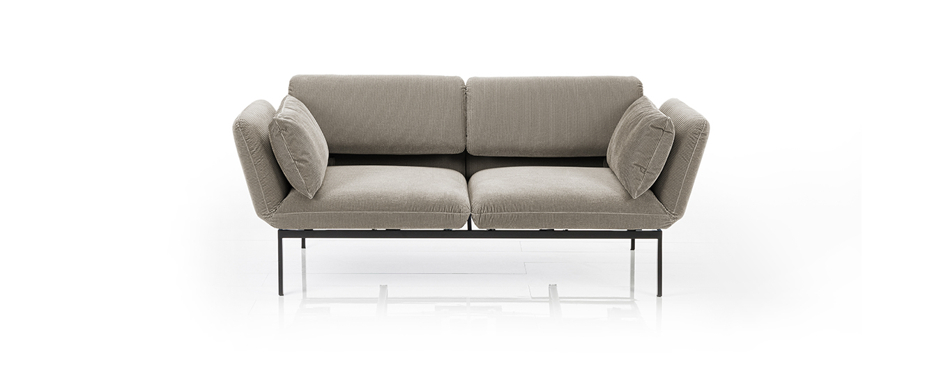 Das Funktionssofa Roro medium von Brühl im Bezug 4490, Farbe 90. sofa funktionssofa roro medium bruehl grau