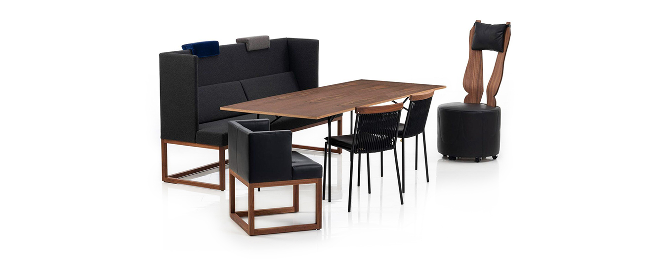 Die Wohnbank und Sessel Belami high von Brühl mit hoher und niedriger Rückenlehne. bank wohnbank belami high brühl leder schwarz