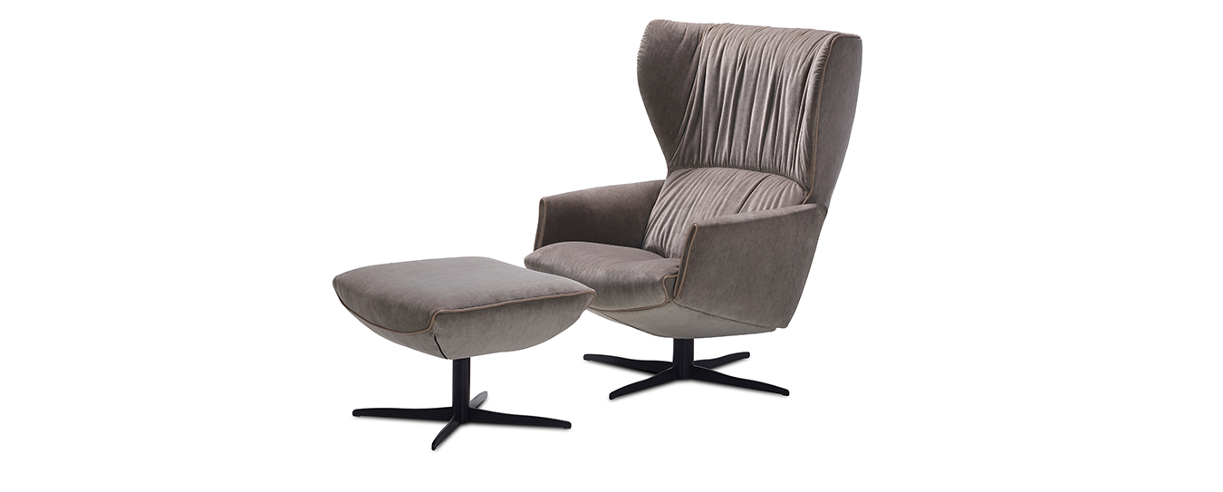 Der Loungesessel Rapsody von Jori mit Hocker. loungesessel rapsody jori hocker