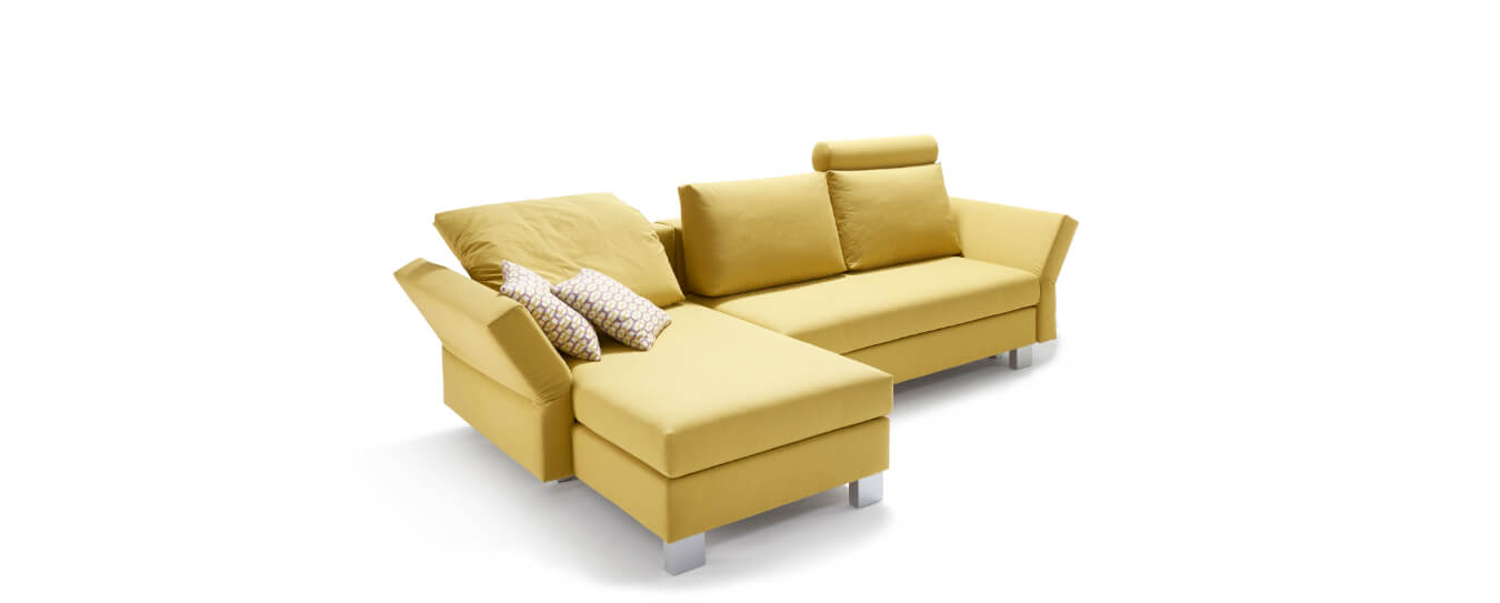 Signet Ecksofa Good Life Schlafsofa gelber Stoff Metallfuesse