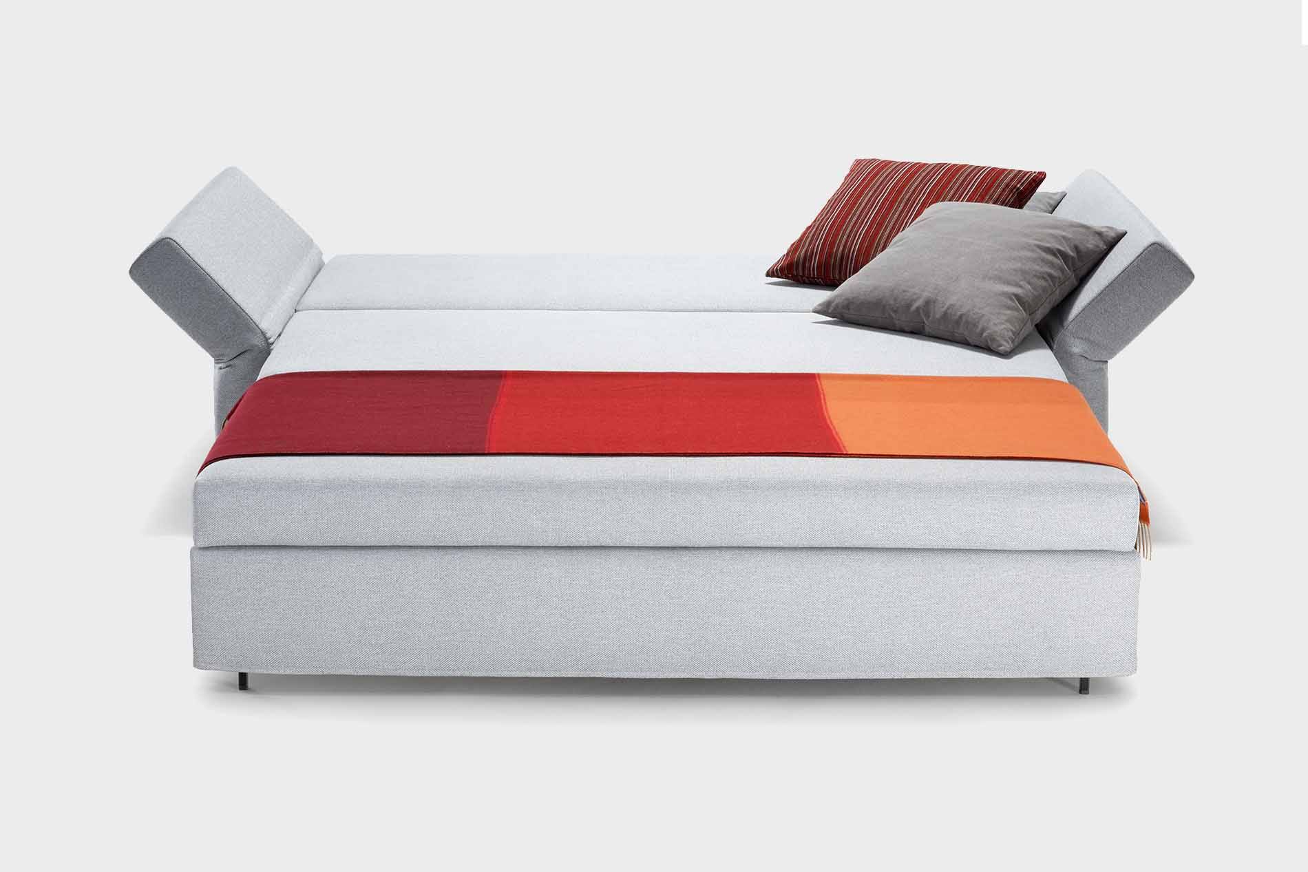 Das Schlafsofa Lazlo von Signet verwandelt zum Bett. Schlafsofa Lazlo Signet schlafen Liegefläche