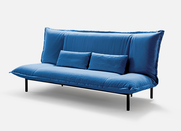 Das Schlafsofa Nuri von Signet mit ausgeklappten Seitenteilen. Schlafsofa Nuri Signet